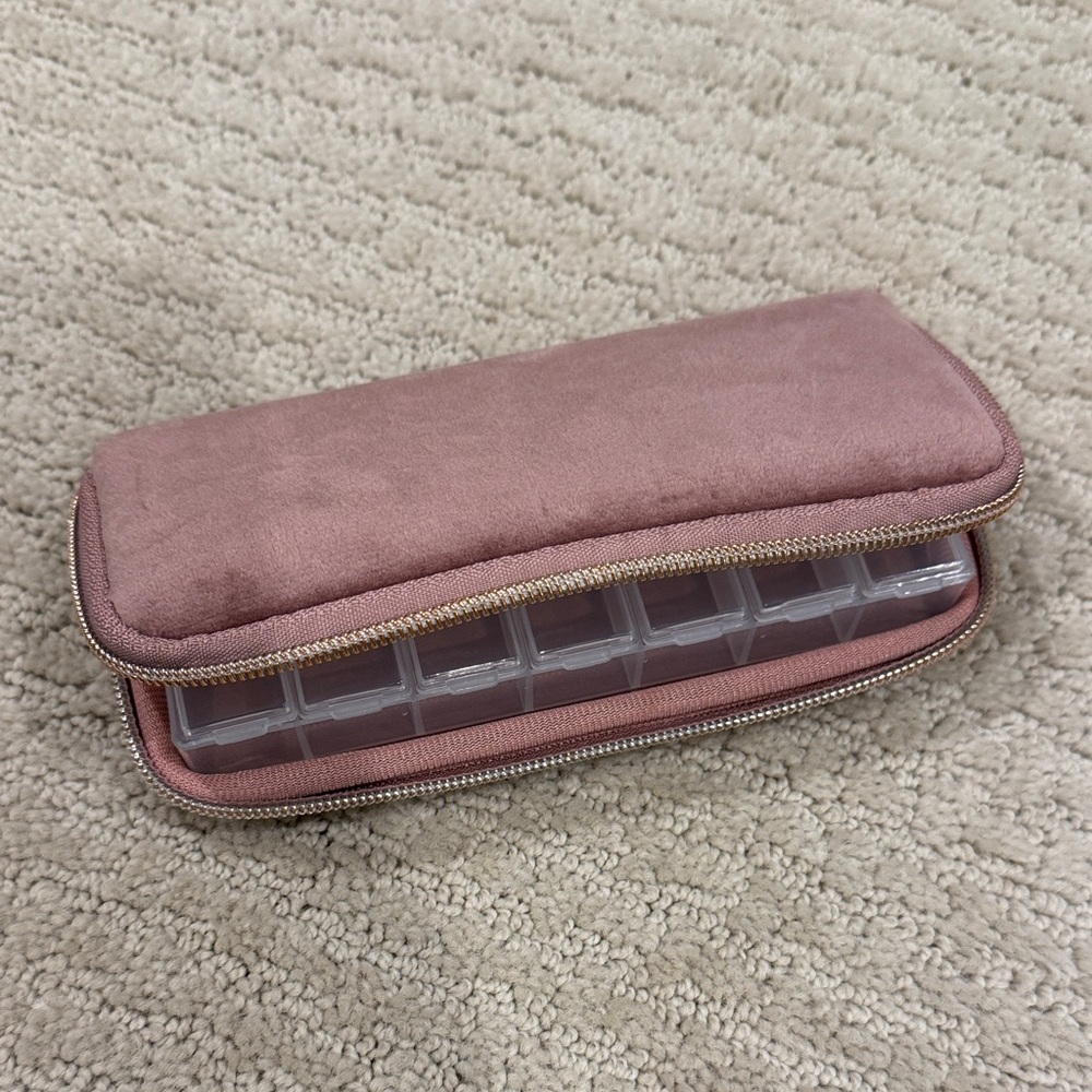 Soft Pink Travel Jewelry & Pill Organizer Case with Clear Trays - Picture 2 of 8
